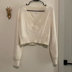 DISSH NWOT Cropped Ivory Sweater